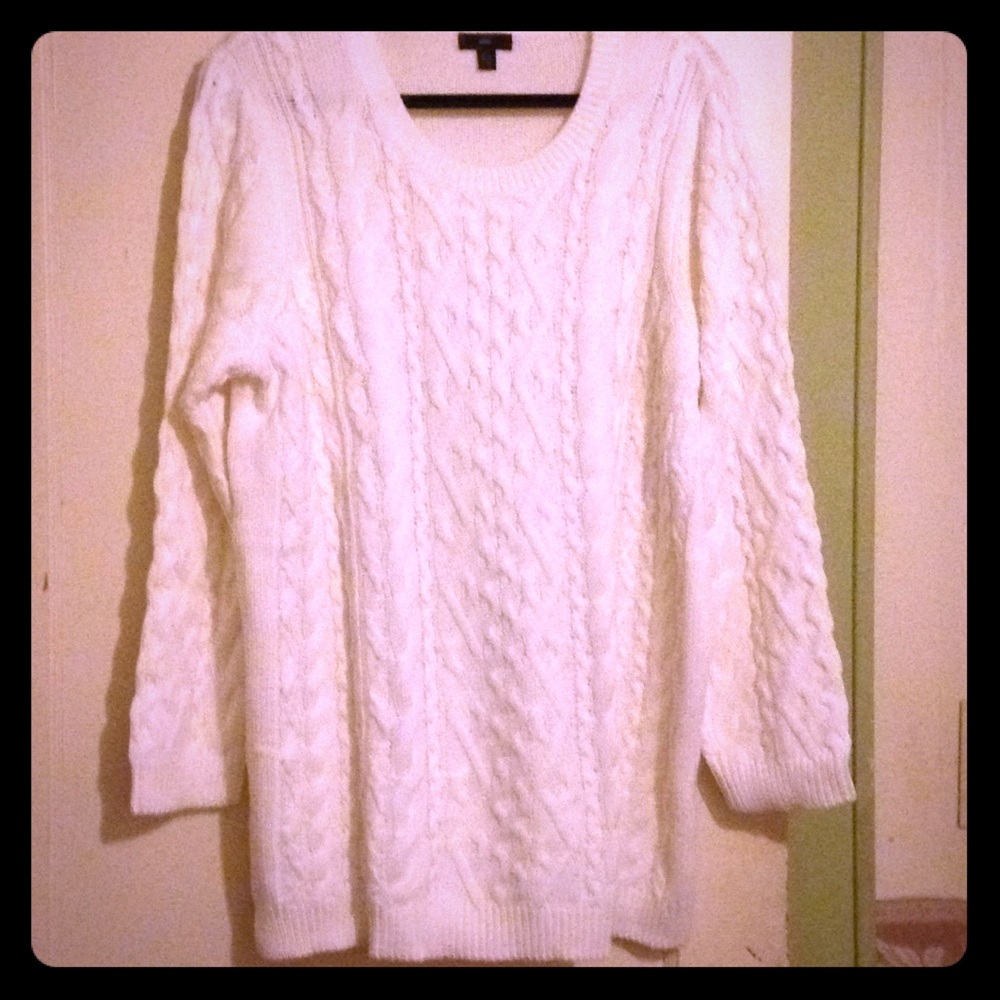 Brand New Ellos Cableknit Tunic Sweater- Large